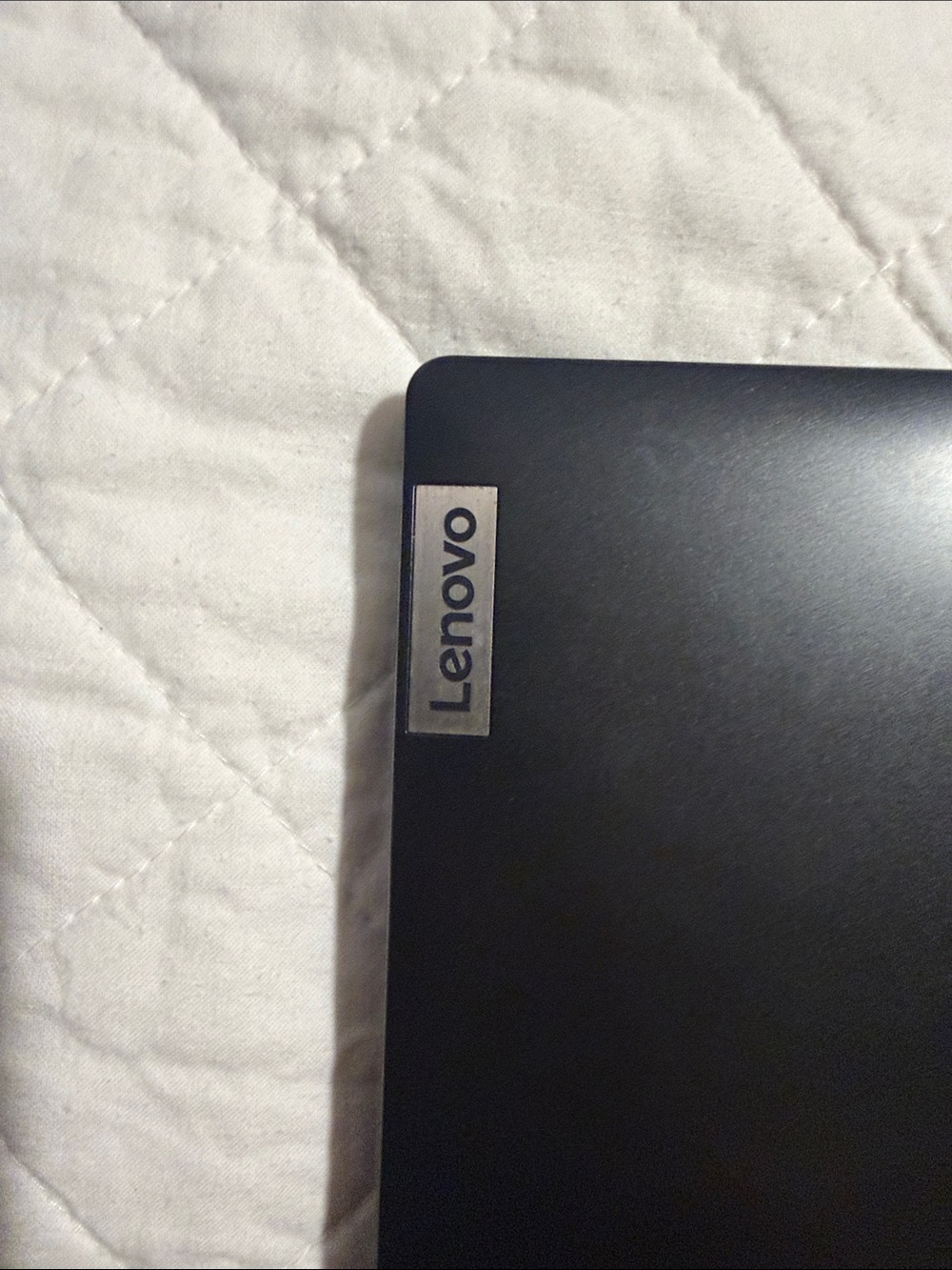 Lenovo Ideapad 3 Chromebook - Black - Picture 3 of 16